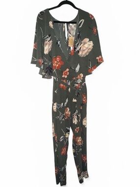 Umgee Gray/Green Floral flutter sleeve Jumpsuit New w tags! Perfect for spring!